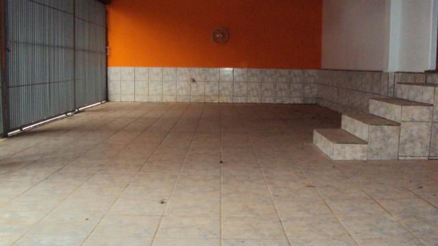 Casa de 5 quartos - 2 suítes - Bairro Feliz - Goiânia-GO - Foto 2