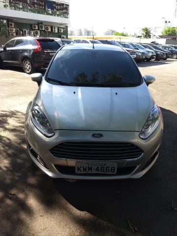 New fiesta hatch 2014 1.6 titanium automático