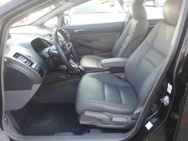 Honda Civic LXS 1.8 2010 Volante Multifuncional, Bancos Couro, Pneus Novos - Foto 8