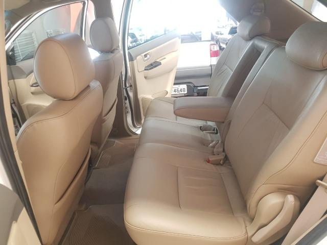 Toyota Hilux SW4 3.0 aut. 7 lugares - Foto 12