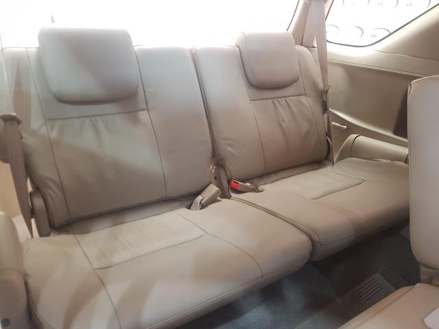 Toyota Hilux SW4 3.0 aut. 7 lugares - Foto 13