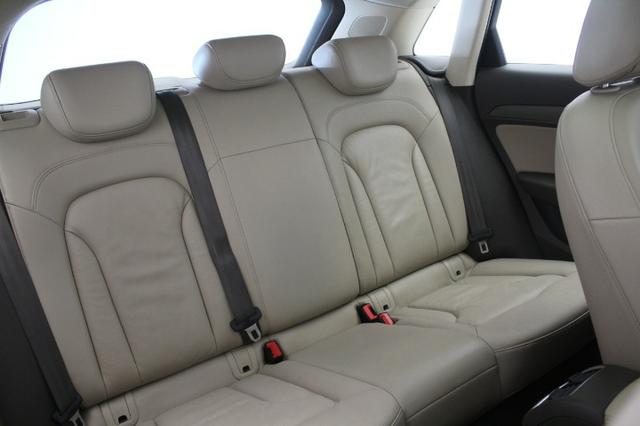 Audi Q3 Bege 2013 170 CV - Foto 19
