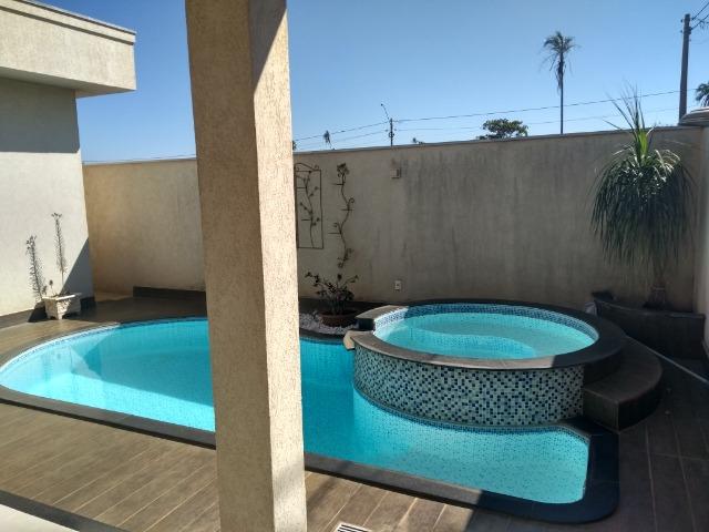 Sobrado no cond. Jd. Botanico 4 dormitórios 1 suíte e 3 apartamentos, piscina com SPA - Foto 2
