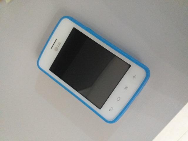 Smartphone LG L30 Sporty Dual Chip - Cor Branco/Azul - Foto 3