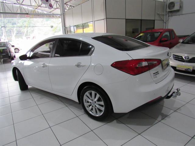 KIA CERATO 2016/2016 1.6 SX 16V FLEX 4P AUTOMÁTICO - Foto 6