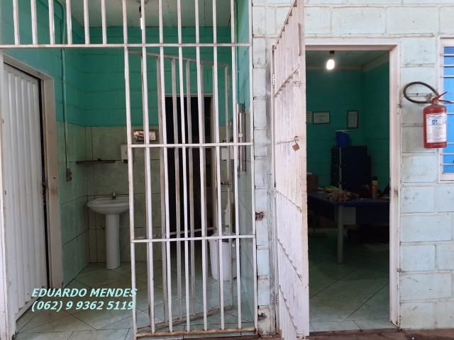 Galpão coberto, lote 360 m² em Aparecida de Goiânia, boa localização - Foto 17