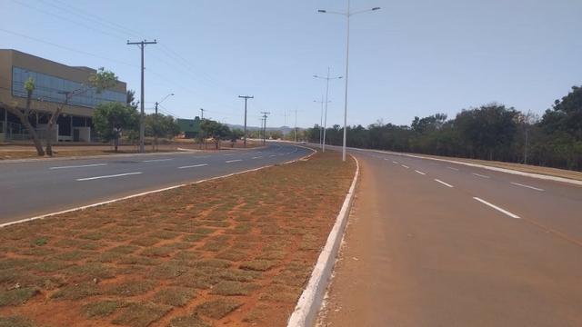 Prédio comercial vicinal inacabado na Av. LO 08 144M² (12x12) - Foto 11