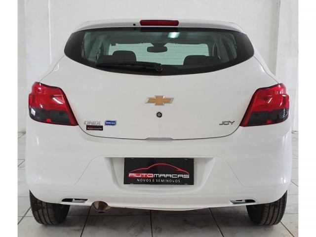GM - CHEVROLET ONIX HATCH JOY 1.0 8V FLEX 5P MEC. - Foto 5