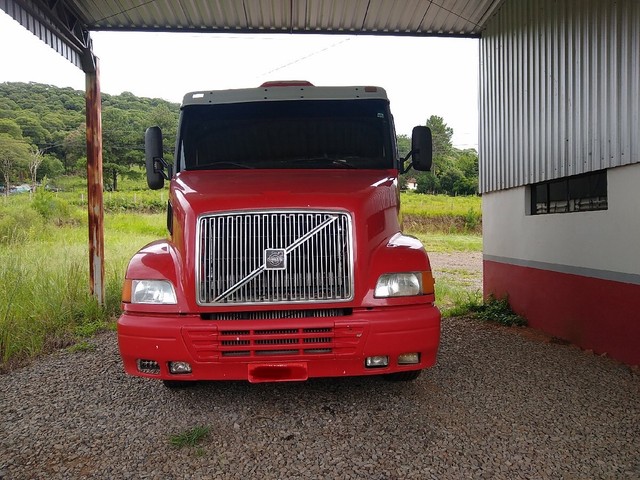 VOLVO NH12 380 6X2 2003