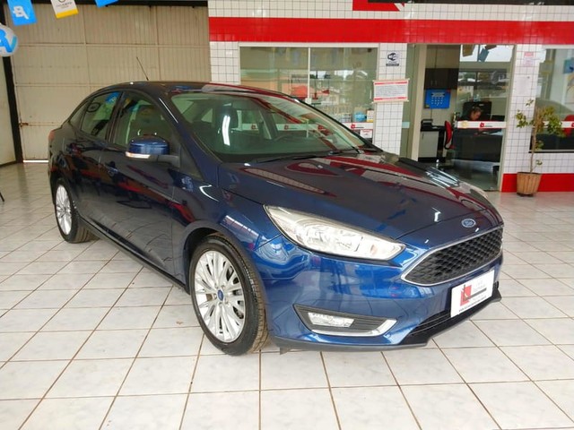 FORD FOCUS 2.0 SE FASTBACK 16V FLEX 4P POWERSHIFT