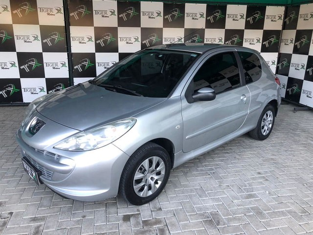 PEUGEOT 207HB XR