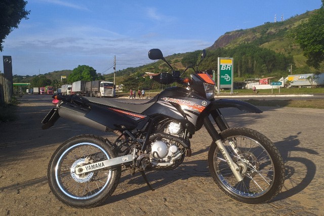 XTZ 250 LANDER 2014