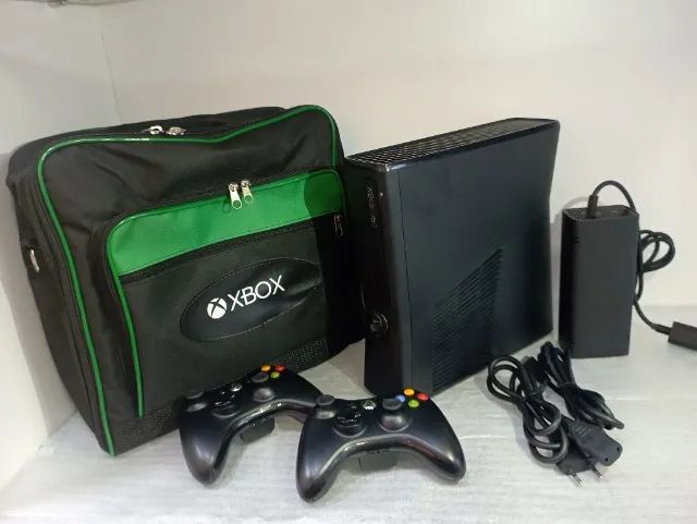 Console Xbox 360 + 250gb (SEMI-NOVO)