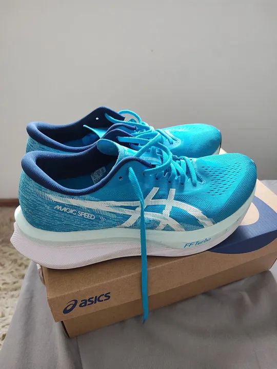 Tênis Asics Magic Speed FF Turbo - Novo