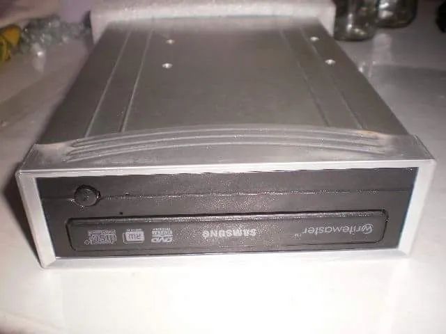 Gravadora com gaveta