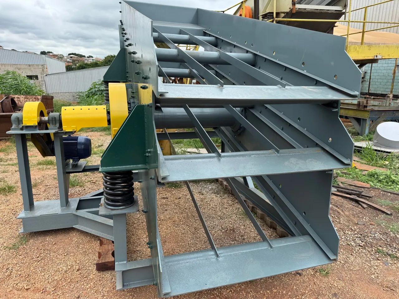 Peneira vibratória 3,00x1,20 / 3 decks ( NOVA COM GARANTIA ) - Foto 2