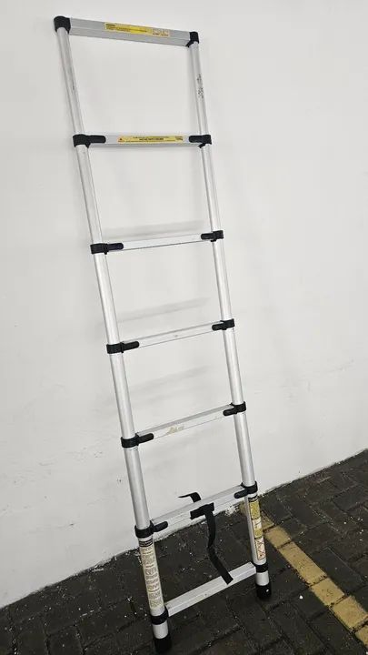 Escada retrátil 7 degraus - Foto 4