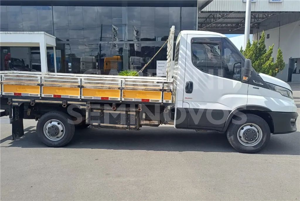 IVECO DAILY 35-160 LONGO E6 4X2 2022/2023 - Foto 3