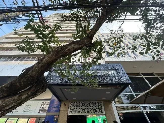 MOBILIADO 1610 - 1/4 - ED. RES. ALENCASTRO VEIGA - RUA 3 QD. 07 LT. 55 - CENTRO - GOIÂNIA-