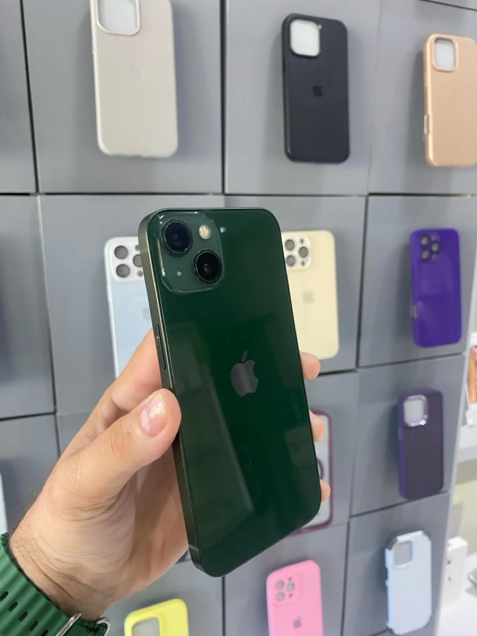 Vende se iPhone 13 128g