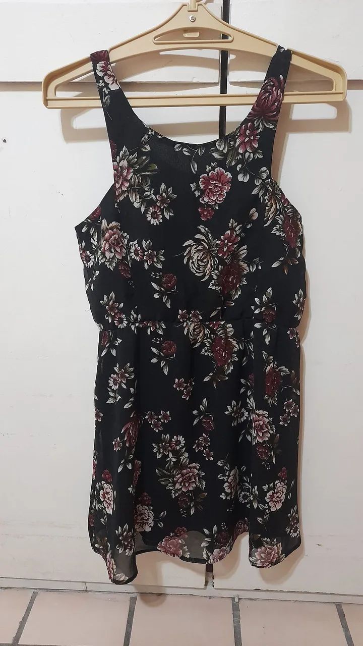 Vestido Floral Preto