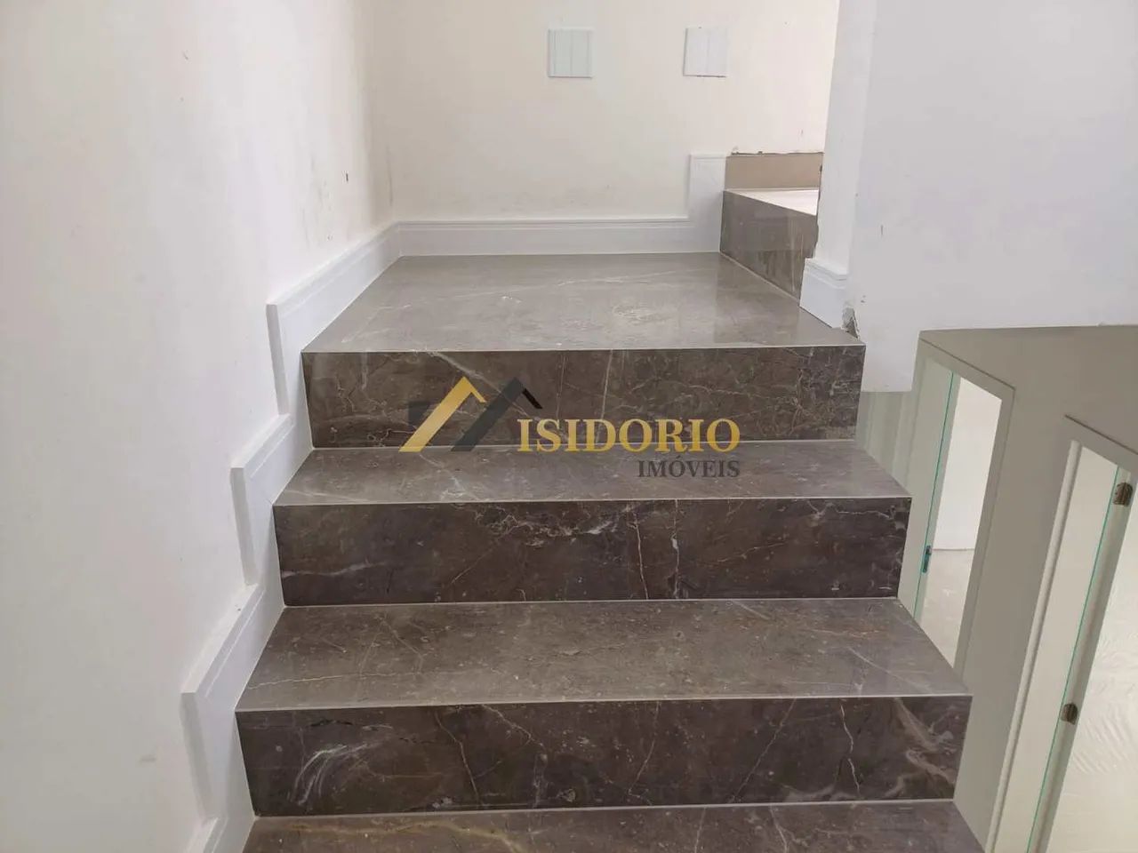 EXCELENTE SOBRADO NOVO! 03 QTOS.,SUÍTE, SACADA, TERRAÇO, 02 GAR - Foto 8