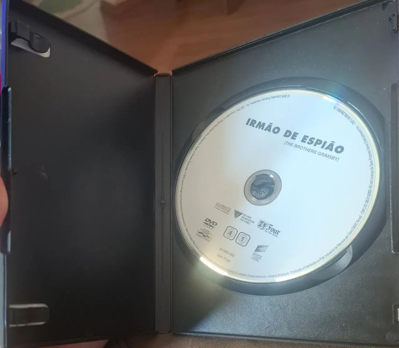 DVD Irmão de Espião com Sacha Baron Cohen - Foto 3