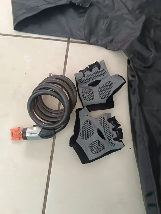 Capa de chuva para motoboy motoqueiro, cadeado e luvas  - Foto 2