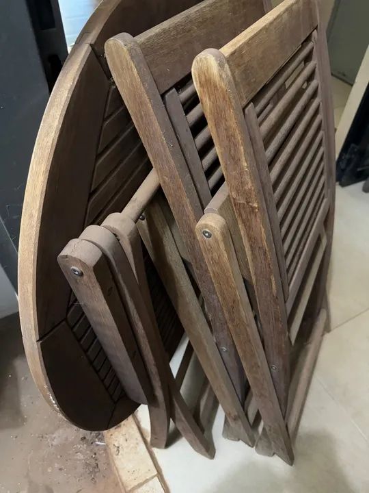 Jogo de mesa e 2 cadeiras Tokstok - Foto 3