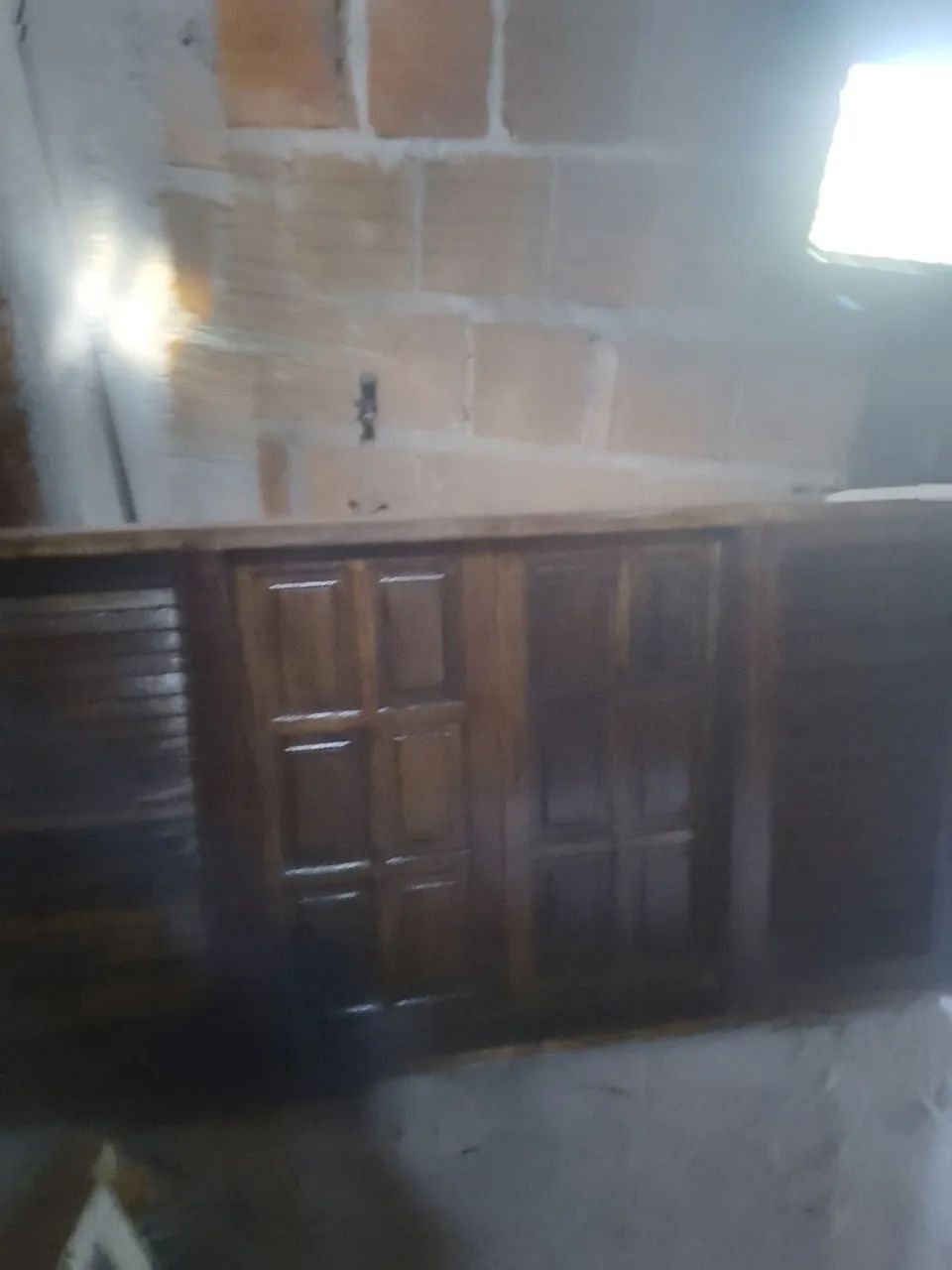 Janela  64840813493890121