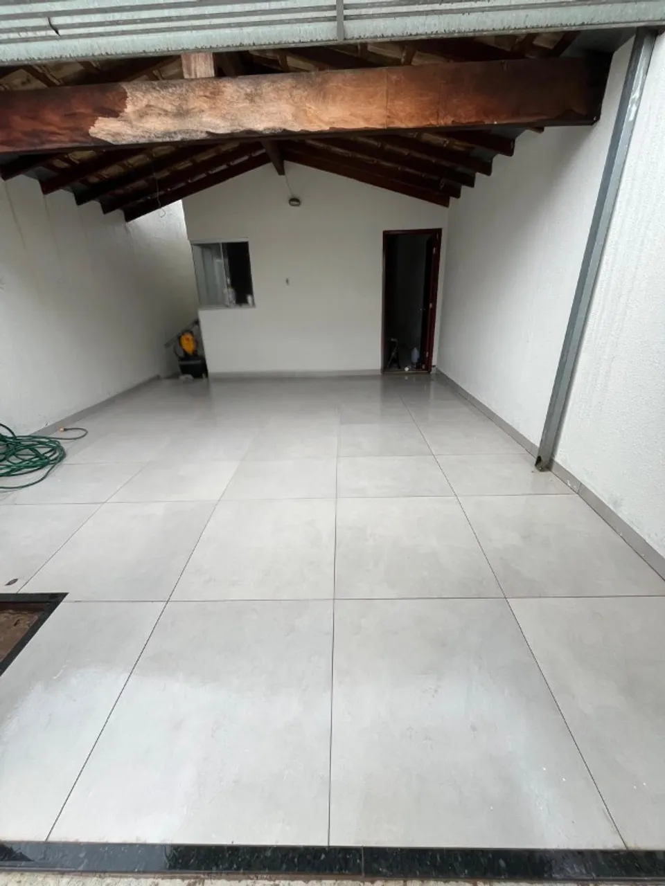 Alugo casa avenida principal Bairro Los Angeles, Ótima localização