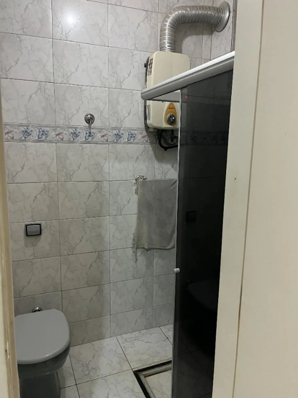Apartamento na Tijuca - Quarto - sala - dependência - Excelente Localização - Foto 4