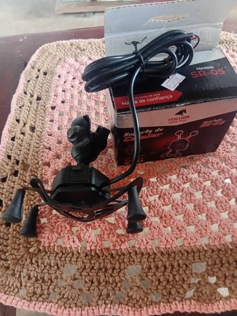 Suporte para celular com carregador para moto