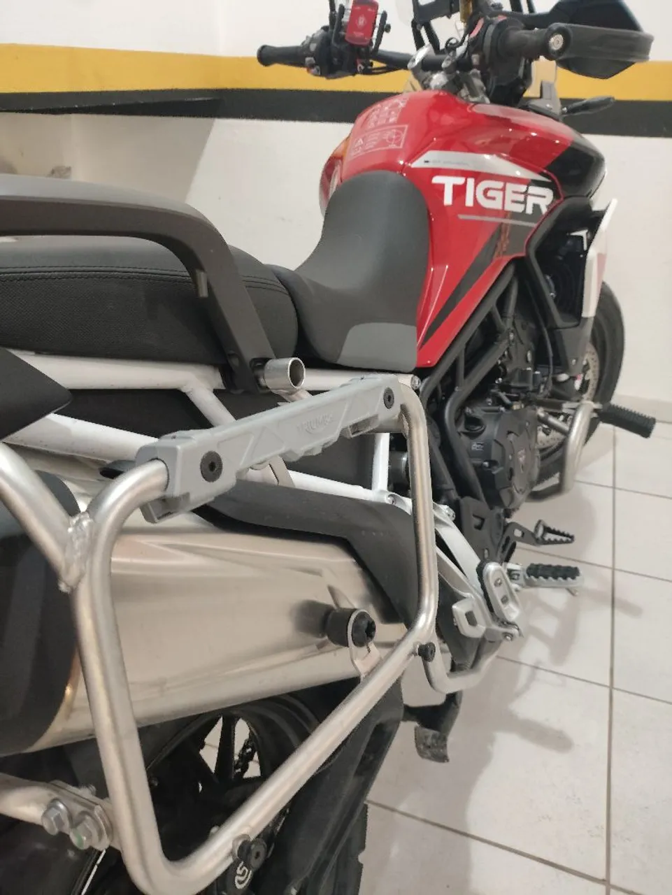 Vendo ou troco por GS 1250 acima 2022 com baixa km.