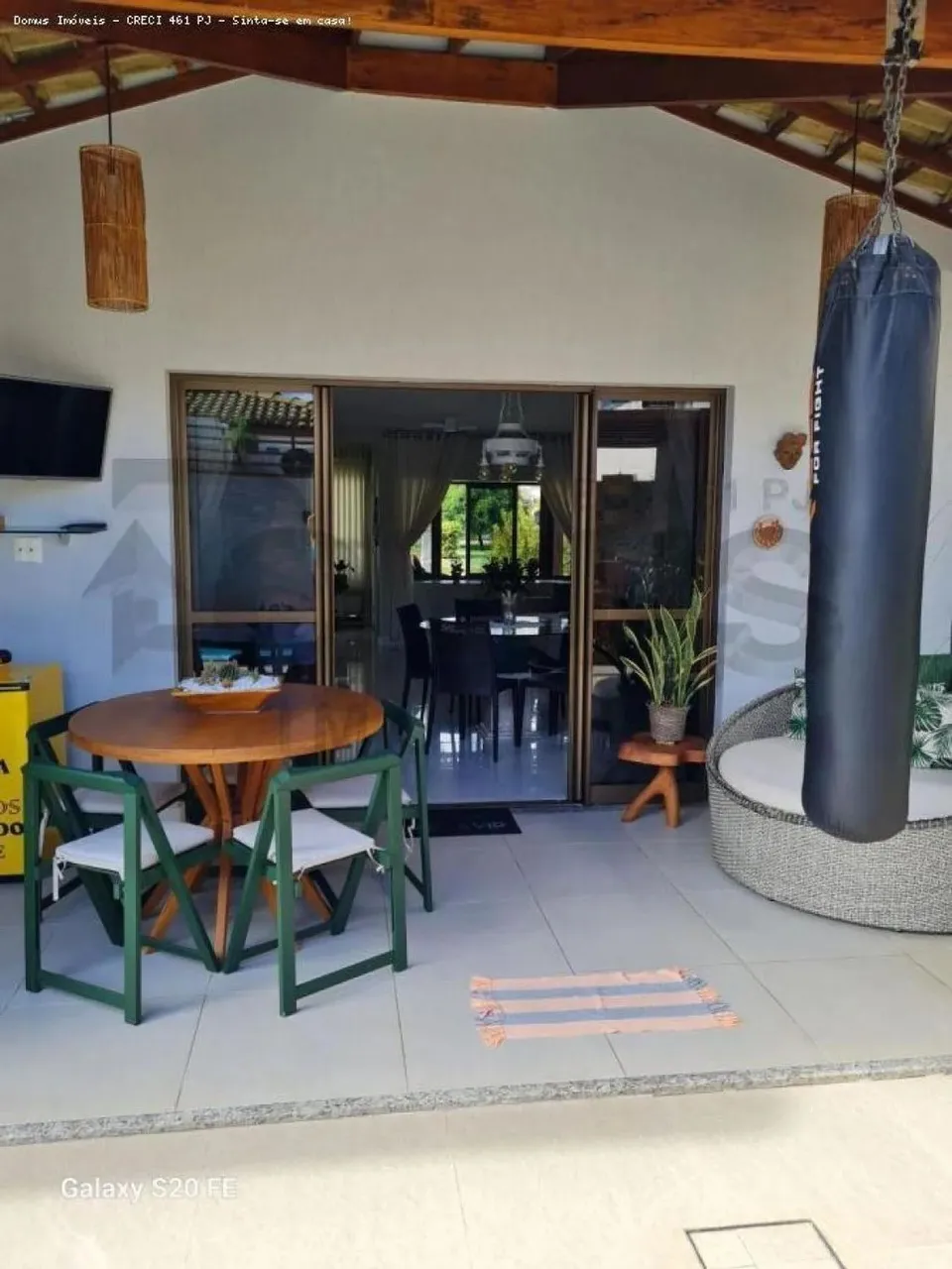 Casa Duplex no Condomínio Alamedas do Sol com 4 Quartos, Varanda, DPE, Garagem e Lazer