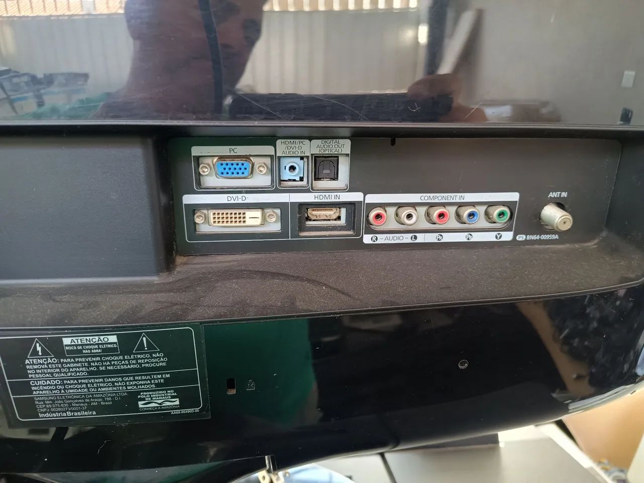 Vendo TV 24" LCD Samsung T240M, com controle. LEIAA o anúncio. - Foto 4