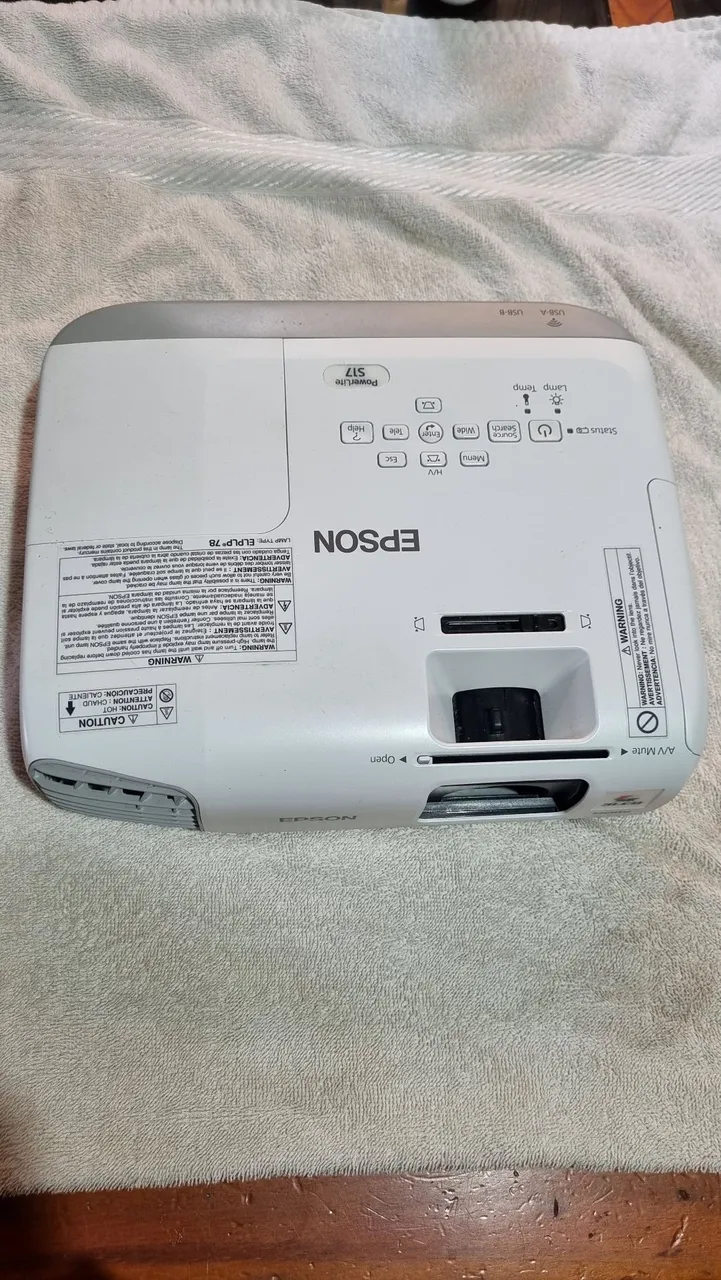Projetor Epson PowerLite S17