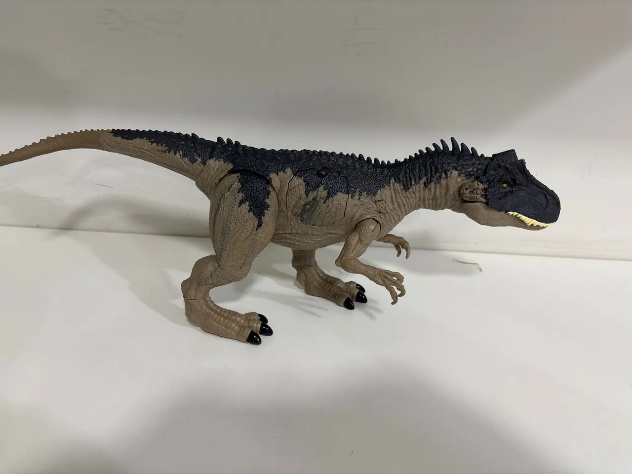 Allosaurus extreme damage mattel