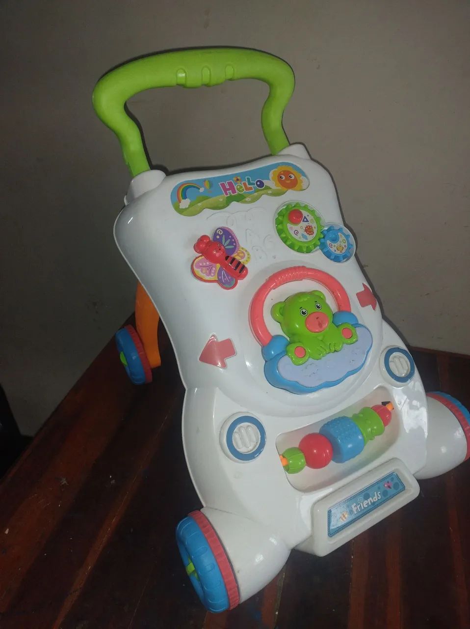 Andador empurrador infantil musical. - Foto 2