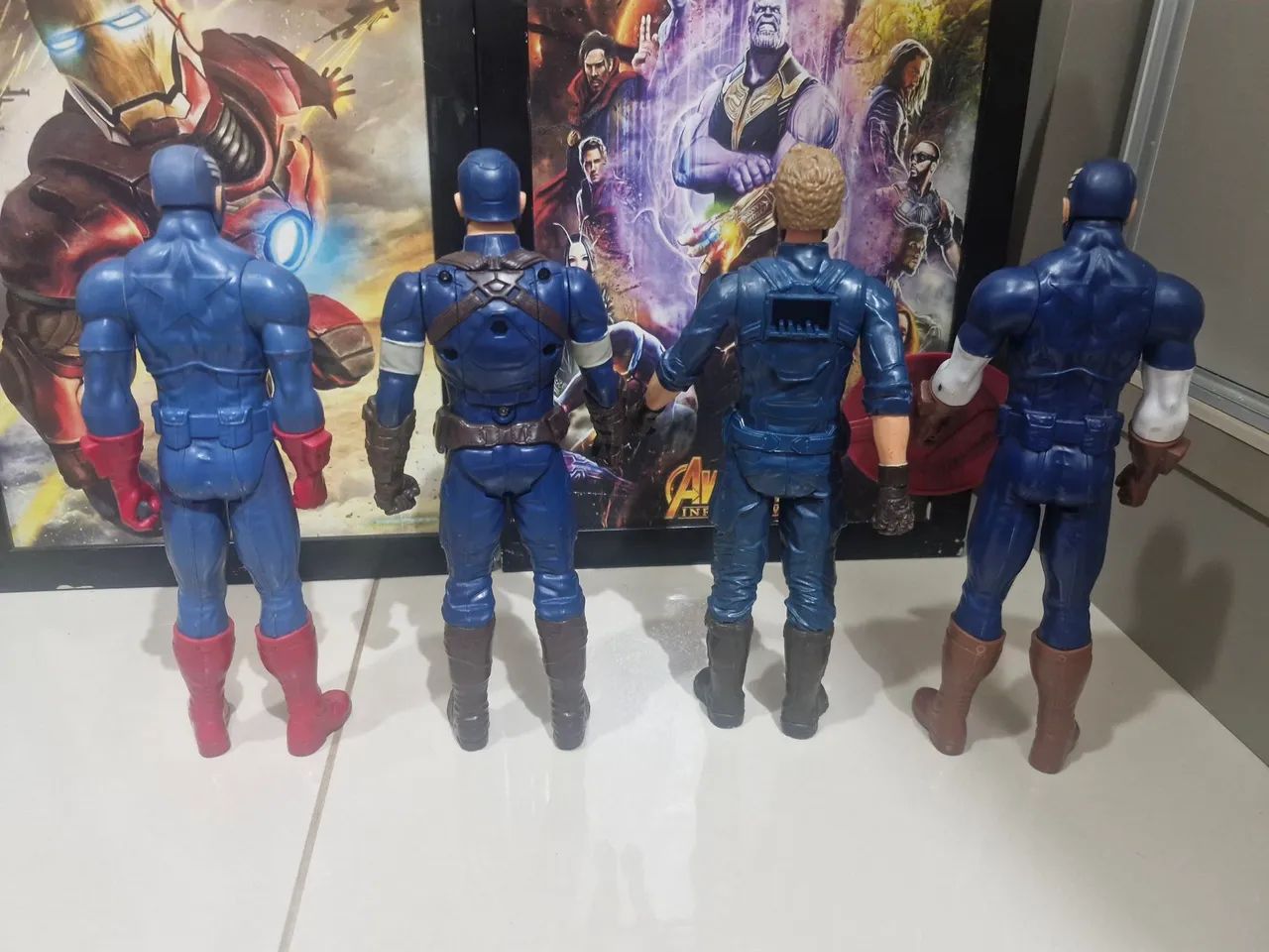 lote - Action Figure - Capitão América- 30cm originais - Foto 2
