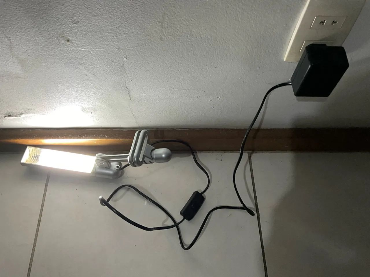 Kit de Luminária de mesa e luzes - Foto 4