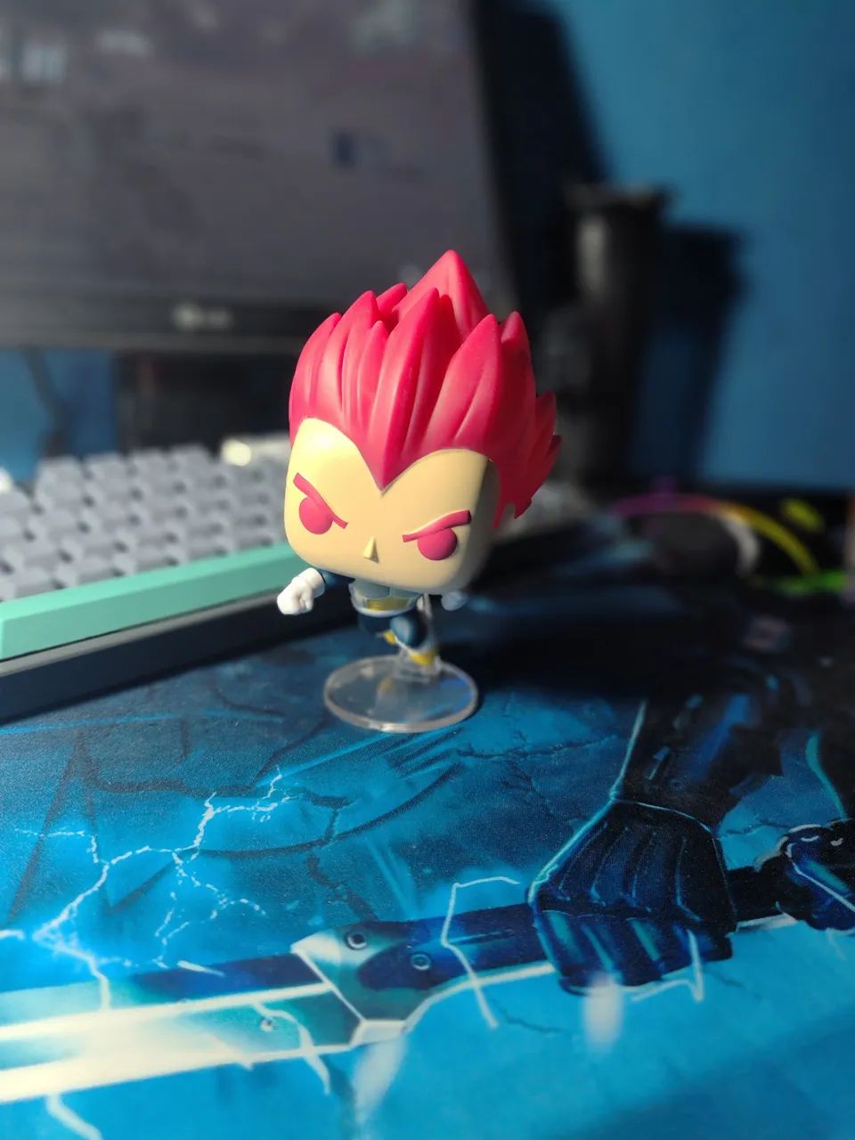 Funko Pop Super Saiyan God Vegeta - Dragon Ball Super Broly - Foto 3
