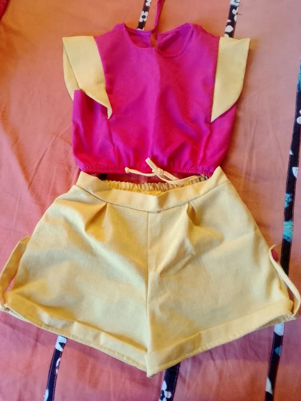 Lote veste 4 a 6 anos