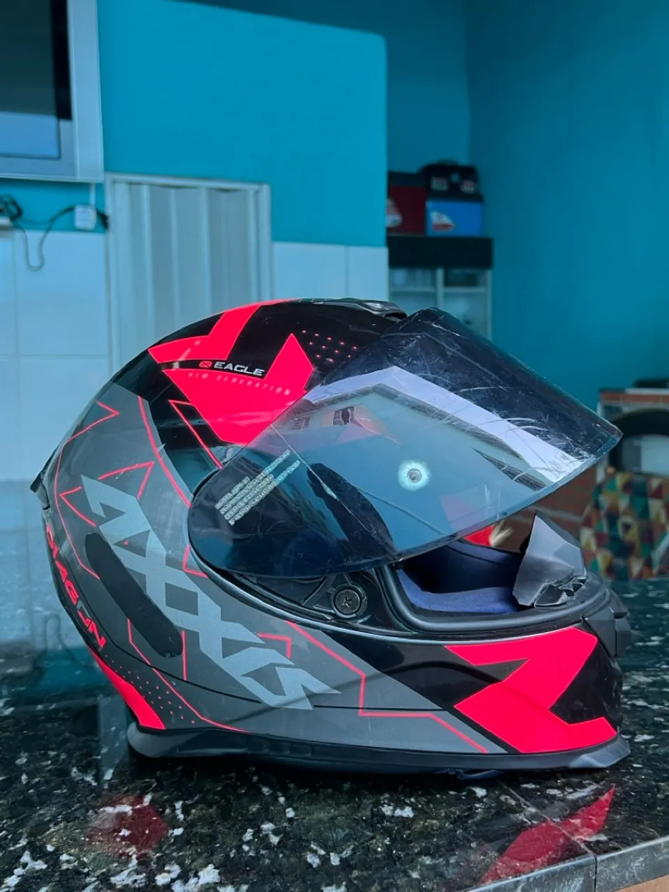 Capacete Axxis Eagle Cinza e Rosa Digon