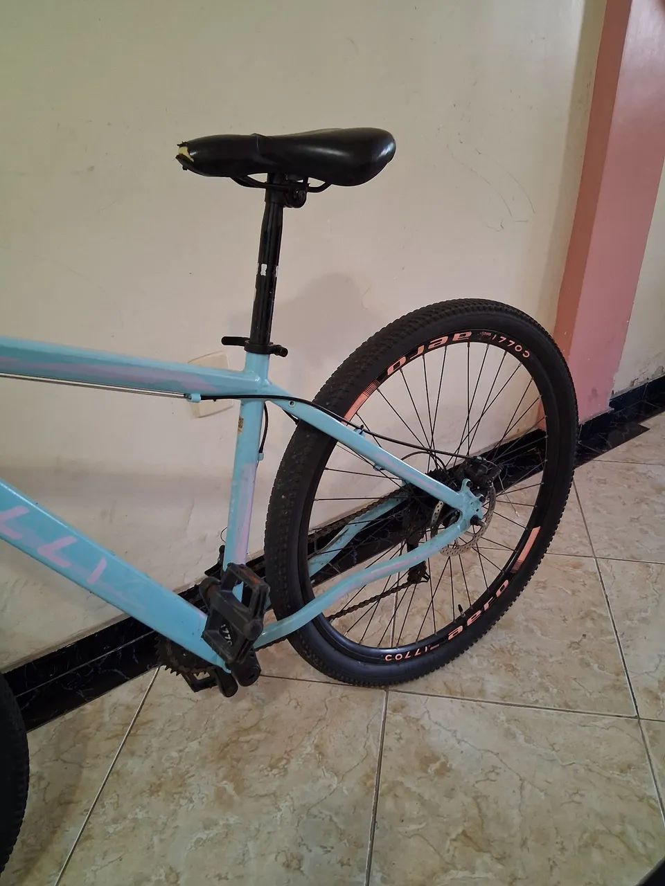 Bicicleta Colli Aro 29 em perfeito estado, manutenção em dia. - Foto 2