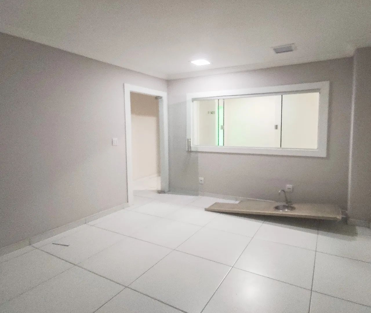 Conjunto de 06 salas no 2º andar em predio de bom padrão - Foto 14