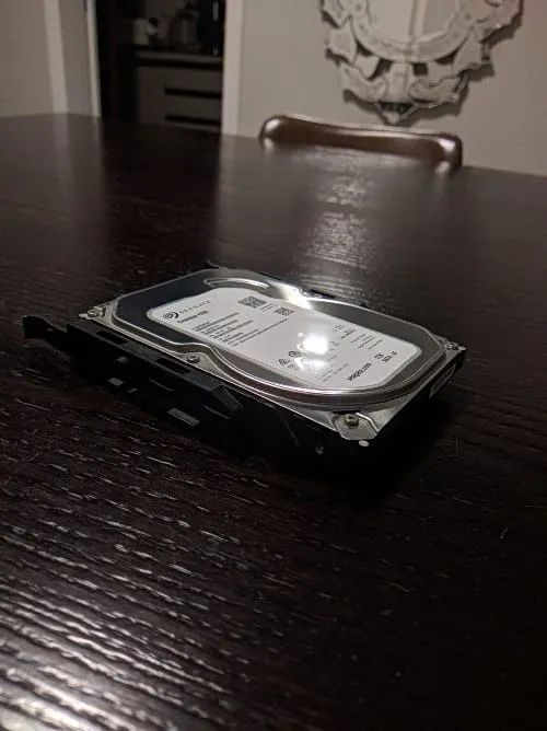 HD 1TB64319177523843120