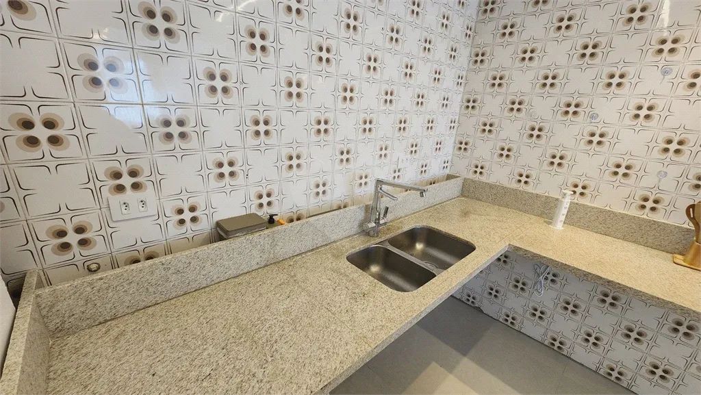 Imóvel para venda com 71 metros quadrados com 3 quartos em Vila Izabel - Curitiba - PR - Foto 2