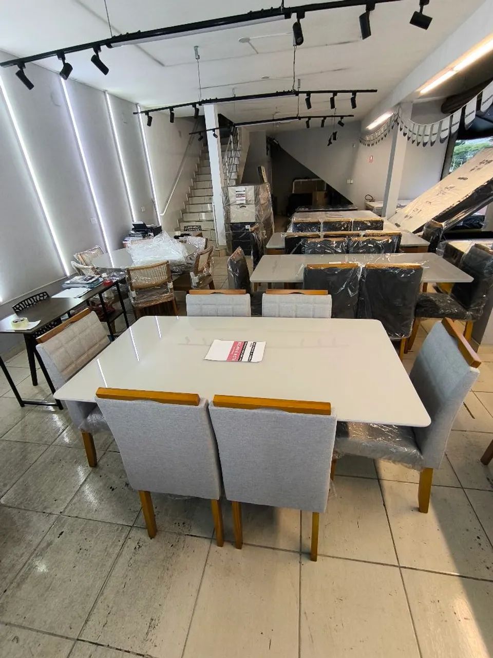 MESA DE JANTAR +6 CADEIRAS BELÍSSIMA  - Foto 3
