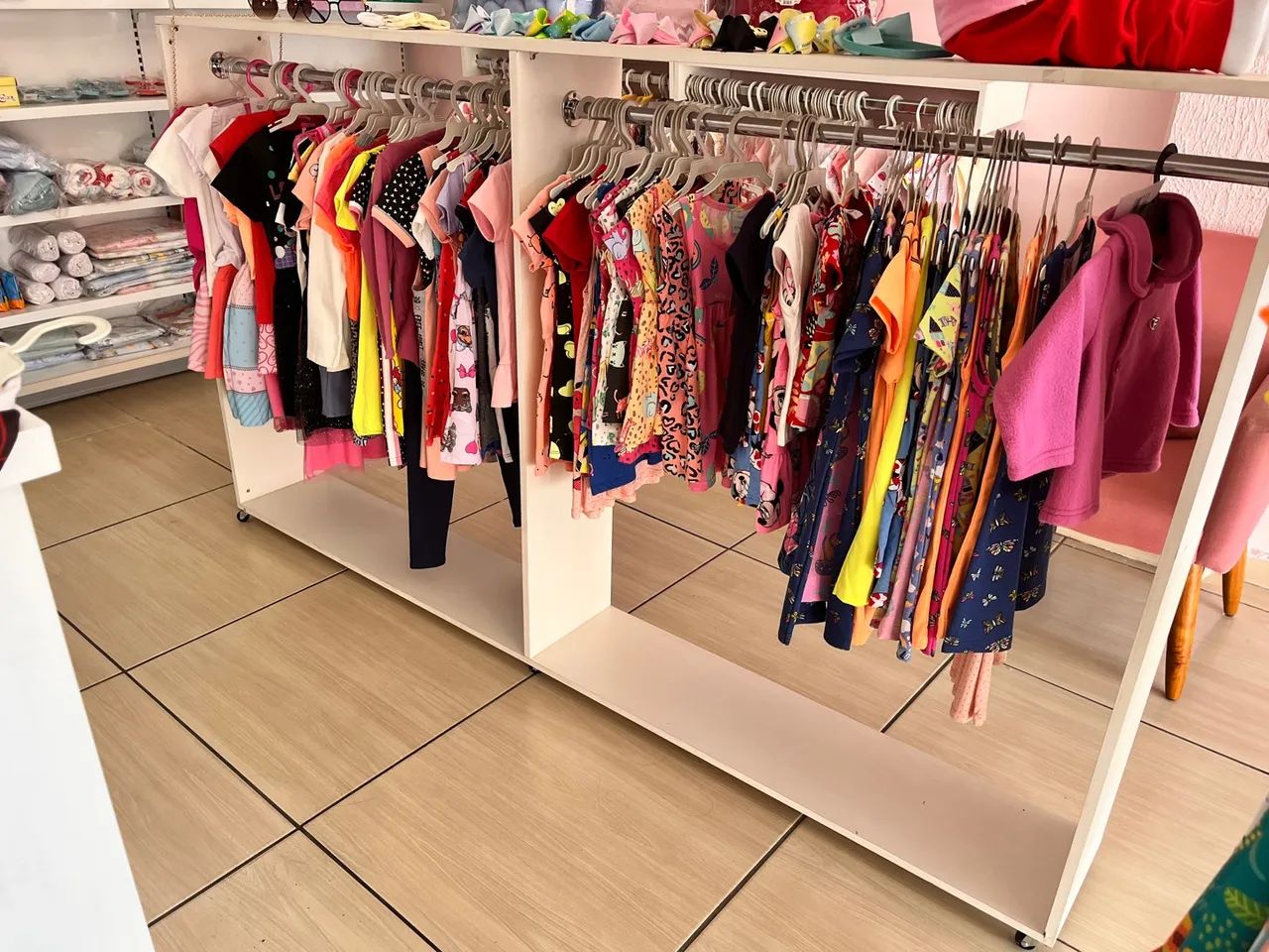 Armário de 4 Gavetas para Loja - Foto 6